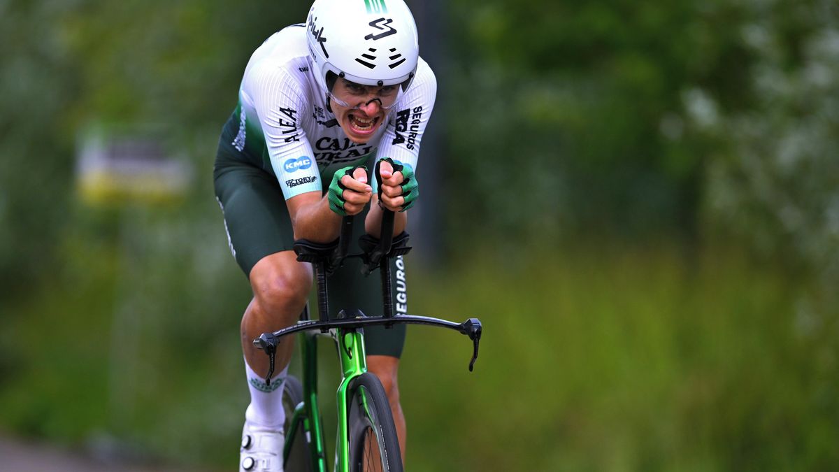 Týmový kolega Otruby zůstává po nehodě v kritickém stavu